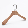 Custom LOGO luxury wooden coat hanger in bulk wooden jacket hanger for hotel